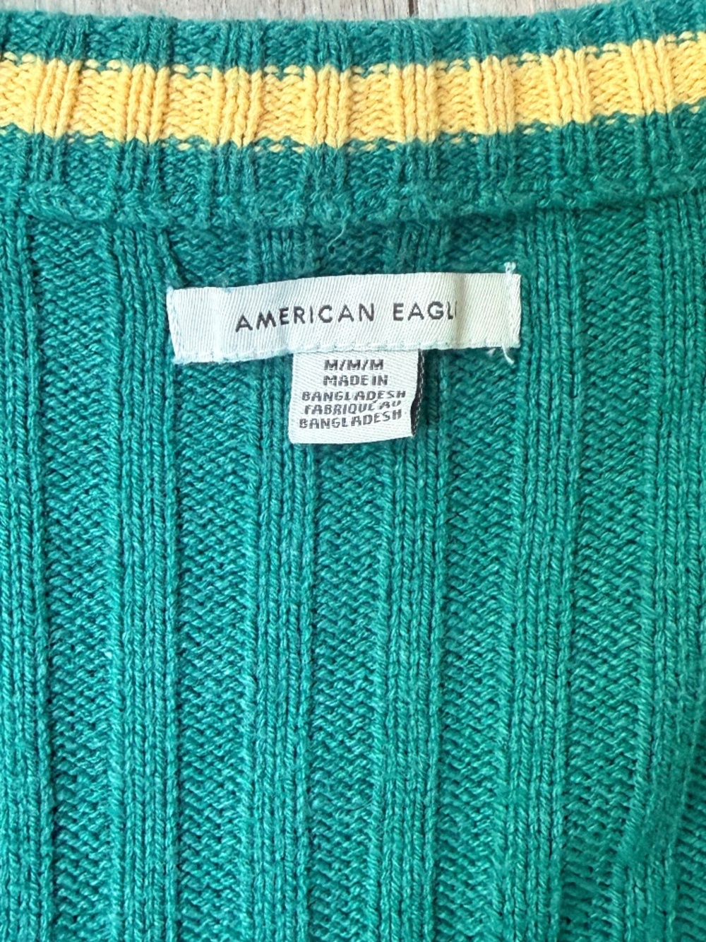 American Eagle Outfitters Green Crop Cardigan size M - Picture 2 of 7